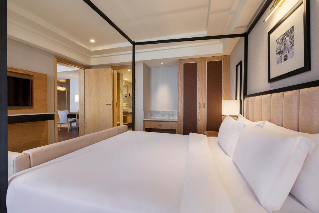 The Residency Towers Hotel 5*