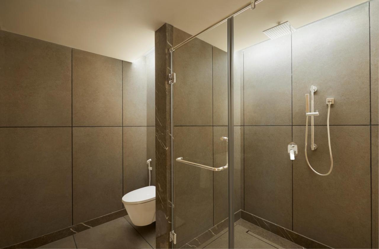 Hotel The Residency Towers 5*